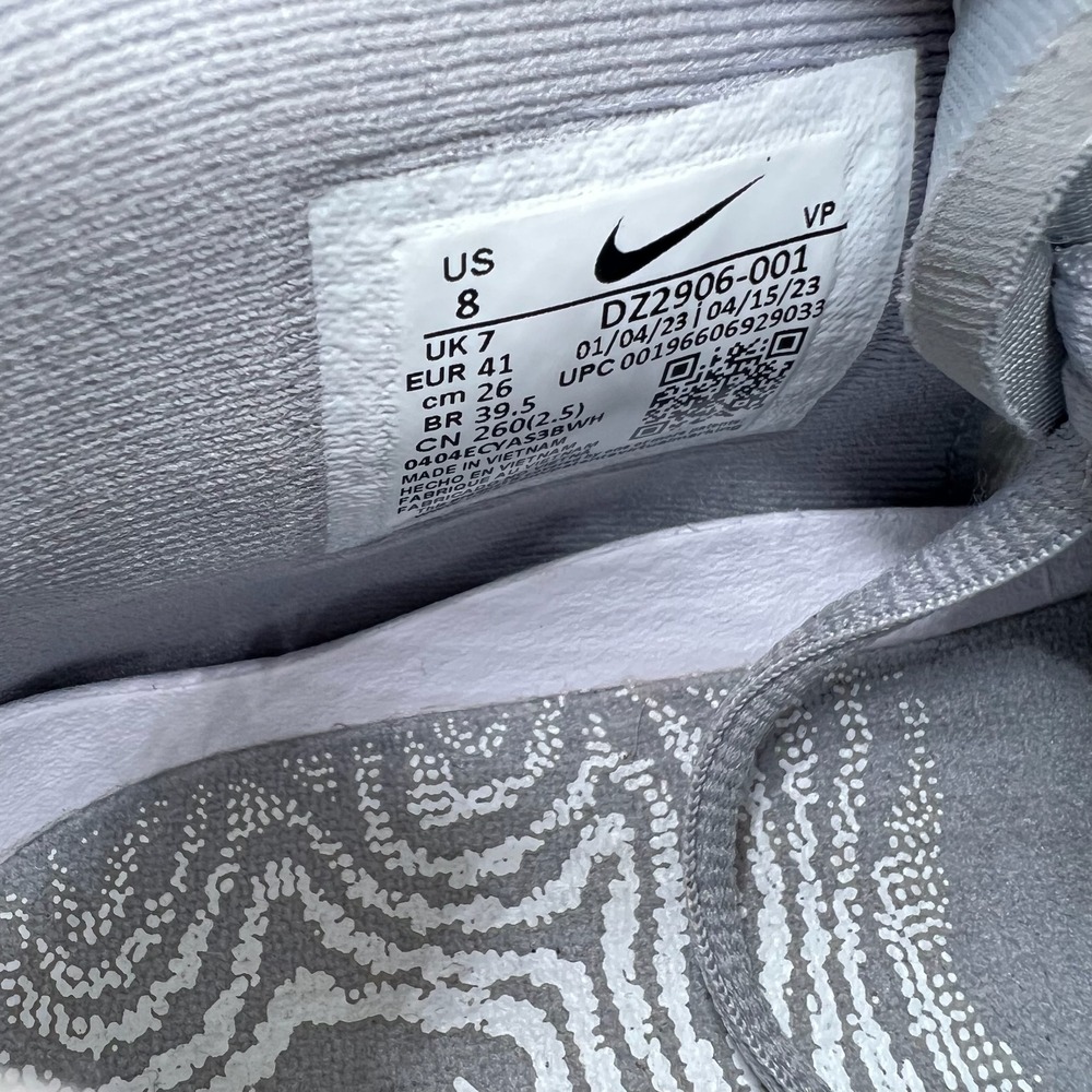 Nike Cosmic Unity 3 Men's Size 8 Wolf Grey Basketball Shoes Sneakers DZ2906-001 - Picture 9 of 10